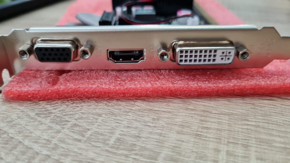 OEM GEFORCE GT730 4G DDR3  - Image 2