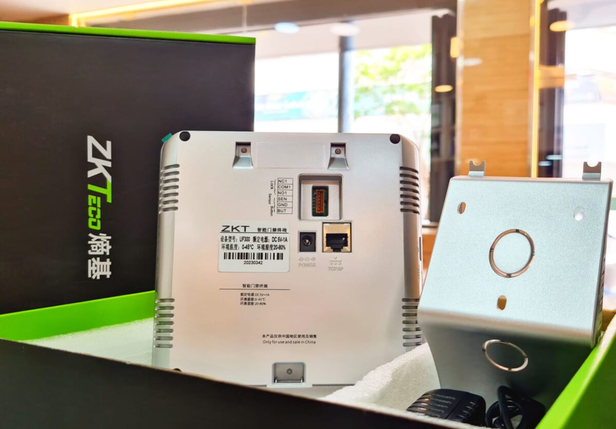 ZKT UF300 FINGER PRINT AND FACE RECOGNITION ATTENDANCE SYSTEM - Image 2