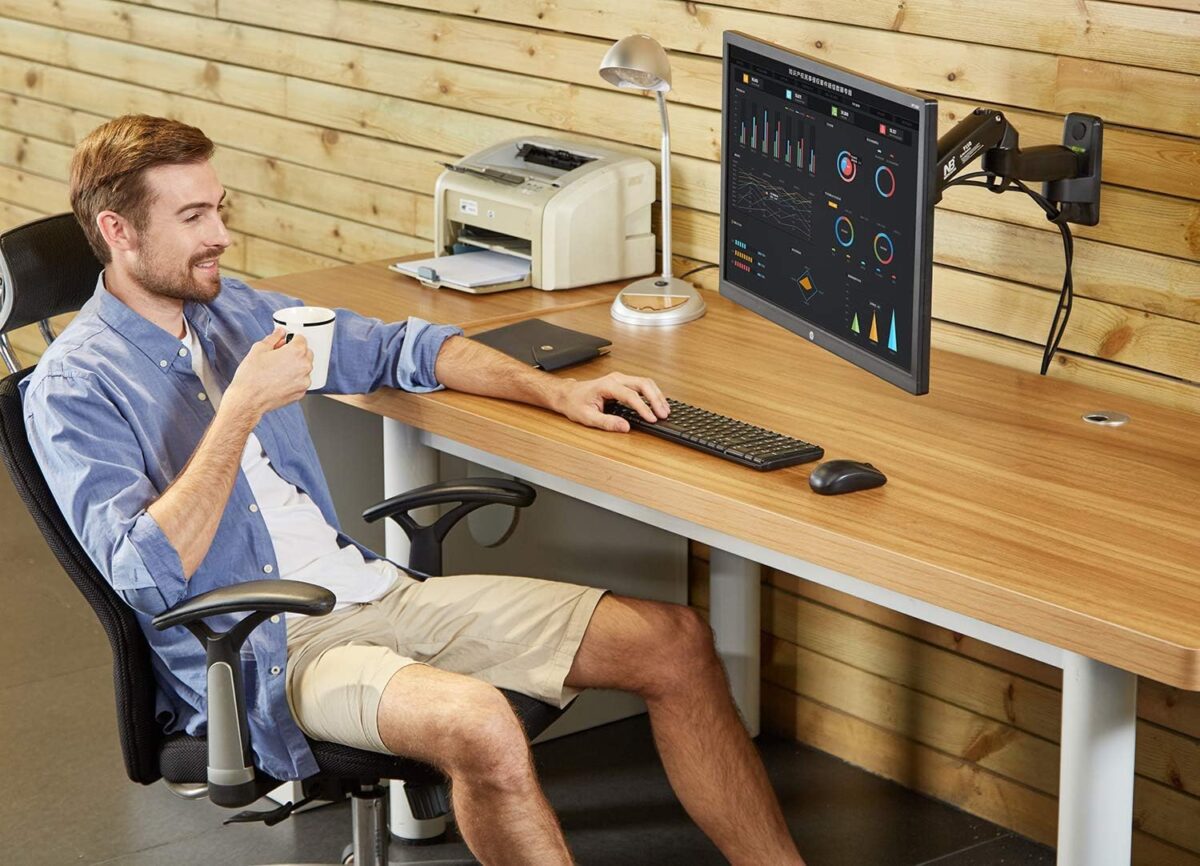 Monitor Wall Mount Bracket Full Motion17-35" F150 - Image 6