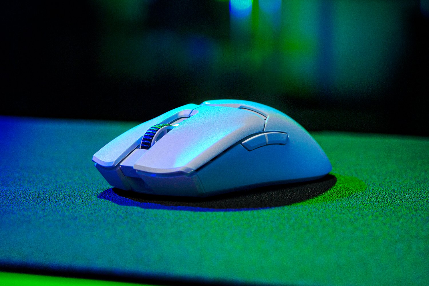 FOCUS PRO 30K OPTICAL SENSOR — Best-in-class precision via flawless tracking performance on a wider variety of surfaces including glass OPTICAL MOUSE SWITCHES GEN-3 — Improved 90-million click lifecycle with zero double-clicking issues and 0.2ms actuation provides reliability and speed built for esports