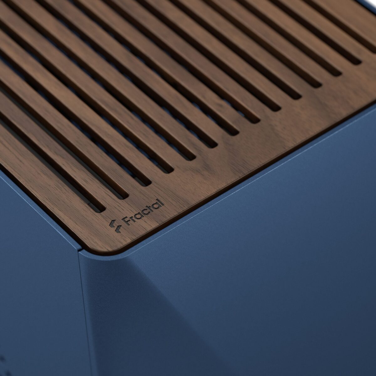 FD-C-ERA2N-03 FRACTAL DESIGN ERA 2 MINI-ITX MIDNIGHT BLUE CASE Fractal Era 2 Midnight Blue Mini-ITX Case With Anodized Aluminum Body, Walnut Top Panel, PCIe 4.0 Riser, 280 Mm AIO Support, Dual Aspect PWM Fans, 4×2.5-Inch Drive Mounts, 3-Slot GPU Support ~ FD-C-ERA2N-03